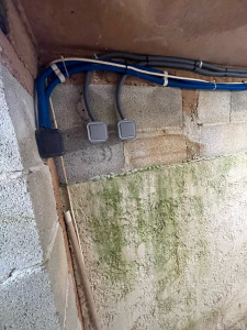 Photo de galerie - Ajout interrupteur luminaire + pompe 