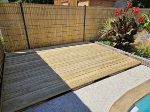 Photo de galerie - Terrasse en bois pin US.