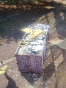 Photo de galerie - Voici une évacuation de matériaux de construction 