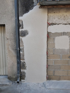 Photo de galerie - Enduit grattés blanc

