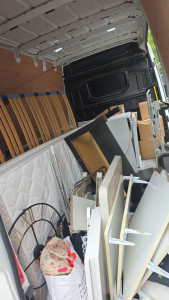 Photo de galerie - évacuation déchets cave/greniers ...