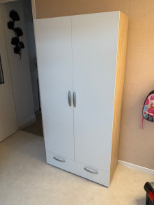 Photo de galerie - Montage armoire 2 portes en kit