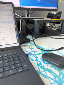 Photo de galerie - Au bureau 