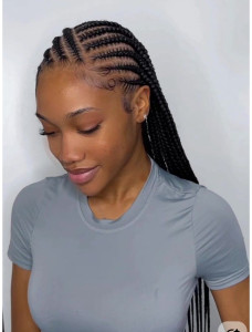 Photo de galerie - Coiffeuse afro disponible 