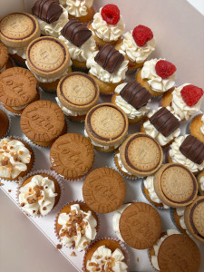 Photo de galerie - Boîte de 35 mini cupcakes