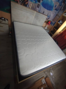 Photo de galerie - Démontage et remontage de meuble réalisé avec soin et méthode,  idéal lors d'un déménagement ou pour faciliter le transport et l'accès dans les espaces étroits, où montage des meubles acheté neuf.