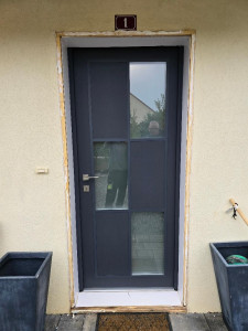 Photo de galerie - Pose de porte d entree