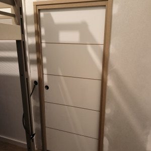 Photo de galerie - Pose de porte a galandage 