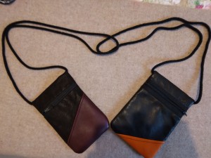 Photo de galerie - Je fais des sacs pour téléphone portable 