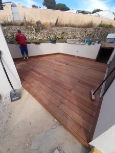 Photo de galerie - Une belle Terrasse en bois