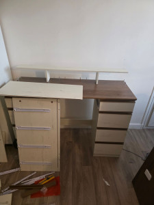 Photo de galerie - Coiffeuse