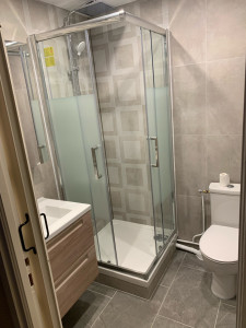 Photo de galerie - Nouvelle douche, nouvelle WC, nouvelle meuble suspendu