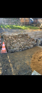 Photo de galerie - Création d'un muret en moellons