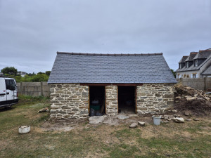 Photo de galerie - Remplacement d'ardoise et joints pierre effectuer, chantier a plouguerneau 