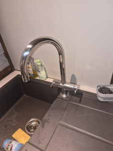 Photo de galerie - Remplacement robinet mitigeur évier amovible