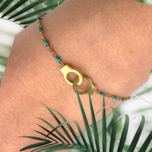 Photo de galerie - Ma dernière création bracelet menottes en acier inoxydable et perles en résine 