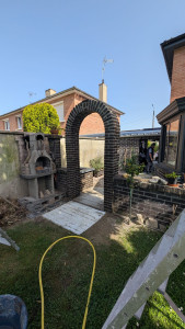 Photo de galerie - Porte en briques plein cintre