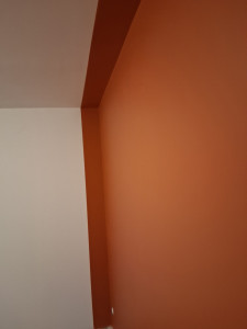 Photo de galerie - Côté lit ,une façon de donner de la profondeur,  demande client.