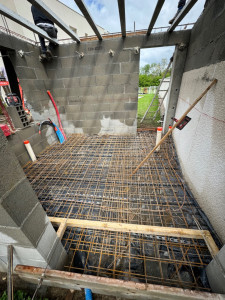 Photo de galerie - Travaux de maçonnerie pour la construction d’un abri de jardin type poolhouse