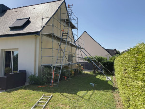 Photo de galerie - échafaudage de façade pour peinture 