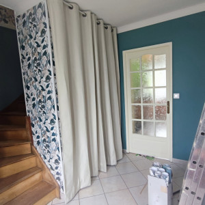 Photo de galerie - Pose papier peint, finition, raccord…