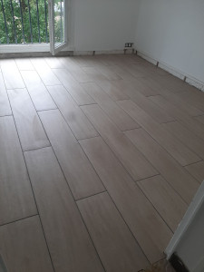 Photo de galerie - Posse carrelage dans chambre 