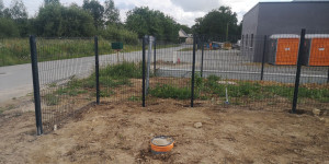 Photo de galerie - Pose de grillage rigide 