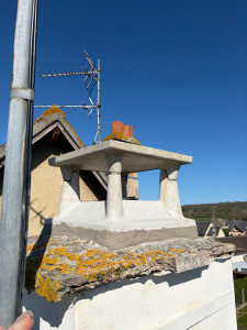 Photo de galerie - Pose chapeau cheminée