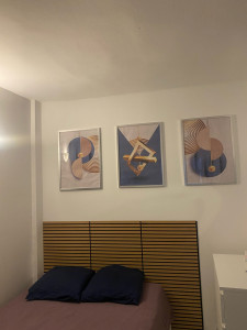 Photo de galerie - Un lit et une tête