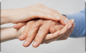 Photo de galerie - Accompagnement de la personne âgée.