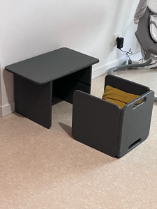 Photo de galerie - Création mobilier enfant table et chaise