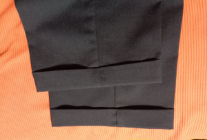 Photo de galerie - Pantalon avec ourlets revers