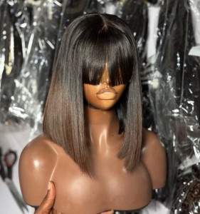 Photo de galerie - Bob avec frange, Raw Hair Vietnamien, taille 10, 5 ans de vie minimum. Disponible en plusieurs couleurs. 