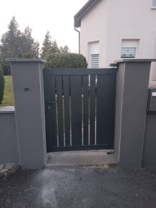 Photo de galerie - Bricolage et multi services