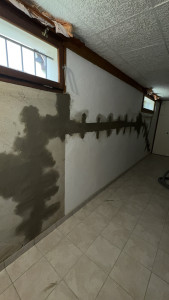 Photo de galerie - Pose d’épingle sur un mur fissurer après 