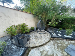 Photo de galerie - Création de jardin avec pose de bordure 
