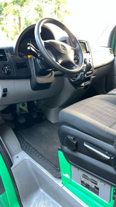 Photo de galerie - Cabine de Mercedes sprinter nettoyé en profondeur 