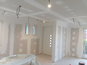 Photo de galerie - Bande enduit poncage