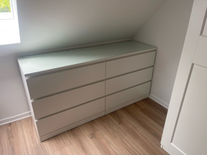 Photo de galerie - Montage Commode MALM