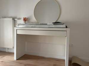 Photo de galerie - Coiffeuse 