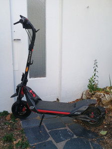 Photo de galerie - Changement de roue complète et des plaquettes, réglage des freins contrôle du serrage des vis, trottinette Segway