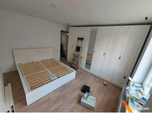 Photo de galerie - Lit et armoire IKEA 