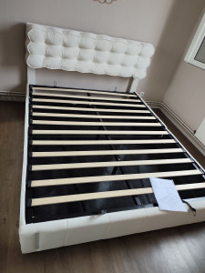 Photo de galerie - Montage lit coffre 