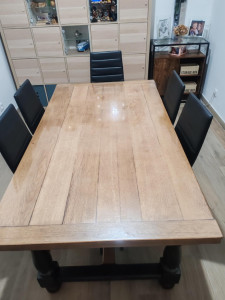 Photo de galerie - Rénovation d'une table en style industriel 