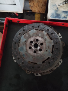 Photo de galerie - Remplacement embrayage 