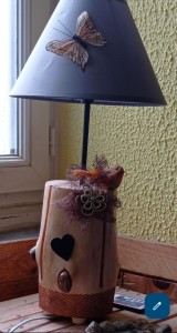 Photo de galerie - Lampe que j'ai réalisé pour une amie