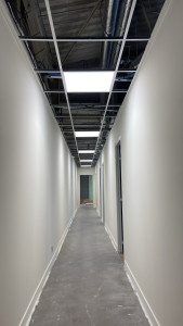 Photo de galerie - Installation des pavés Led dans une grande surface 