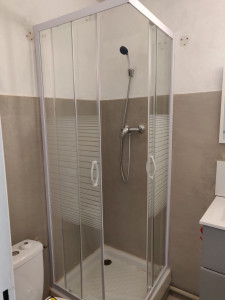 Photo de galerie - Installation cabine de douche 