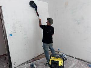 Photo de galerie - Enduit Ponçage Peinture