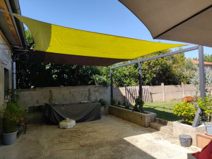 Photo de galerie - Création terrasse, mur de clôture, jardinière maçonnée, pergola démontable 